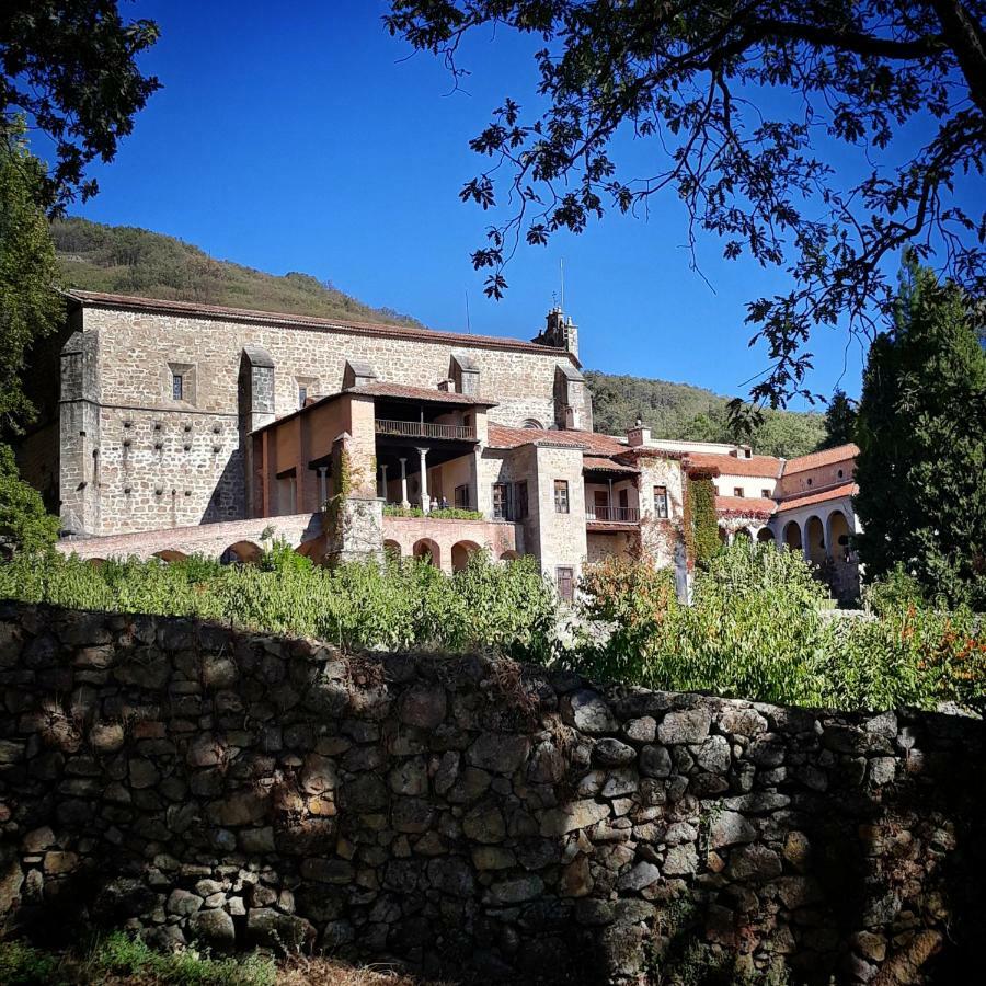 Hostal El Rincon De La Vera Лосар де ла Вера Екстериор снимка